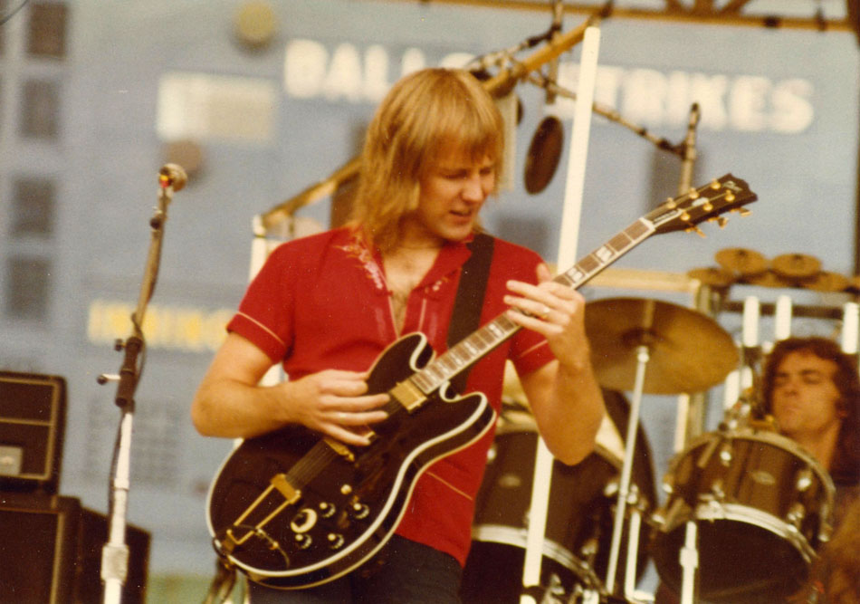 Rush 'Permanent Waves' Tour Pictures - Comiskey Park - Chicago, Illinois