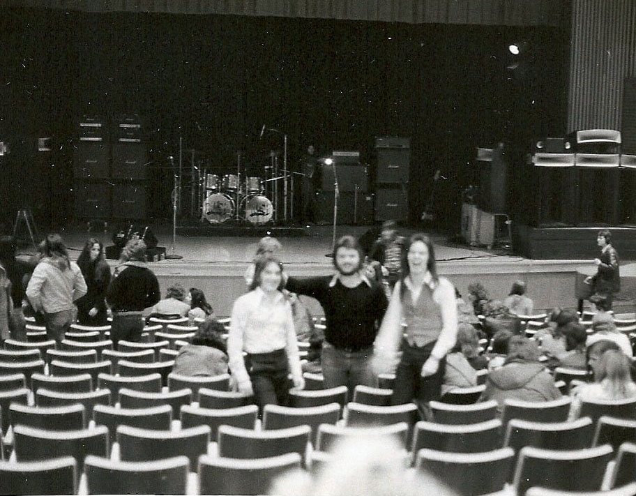 Rush Fly By Night Tour Pictures - St. Louis, MO (04/13/1975)