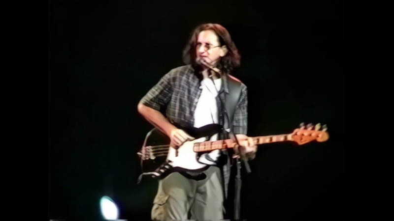 Rush 'Vapor Trails' Tour Pictures - Meadows Music Centre - Hartford, Connecticut - June 28th, 2002