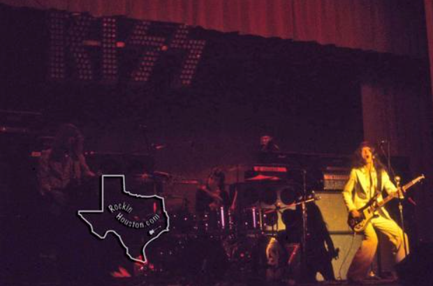 Rush 'Debut Album' Tour Pictures - The Music Hall - Houston, Texas - October 4th, 1974