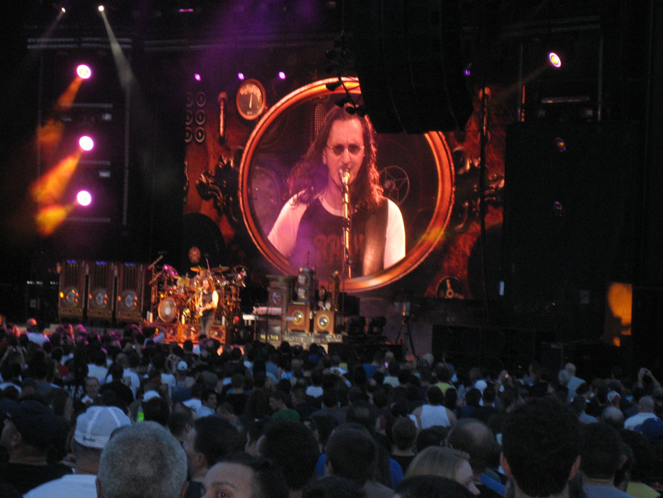 Rush Time Machine 2010 Tour - Jones Beach, NY