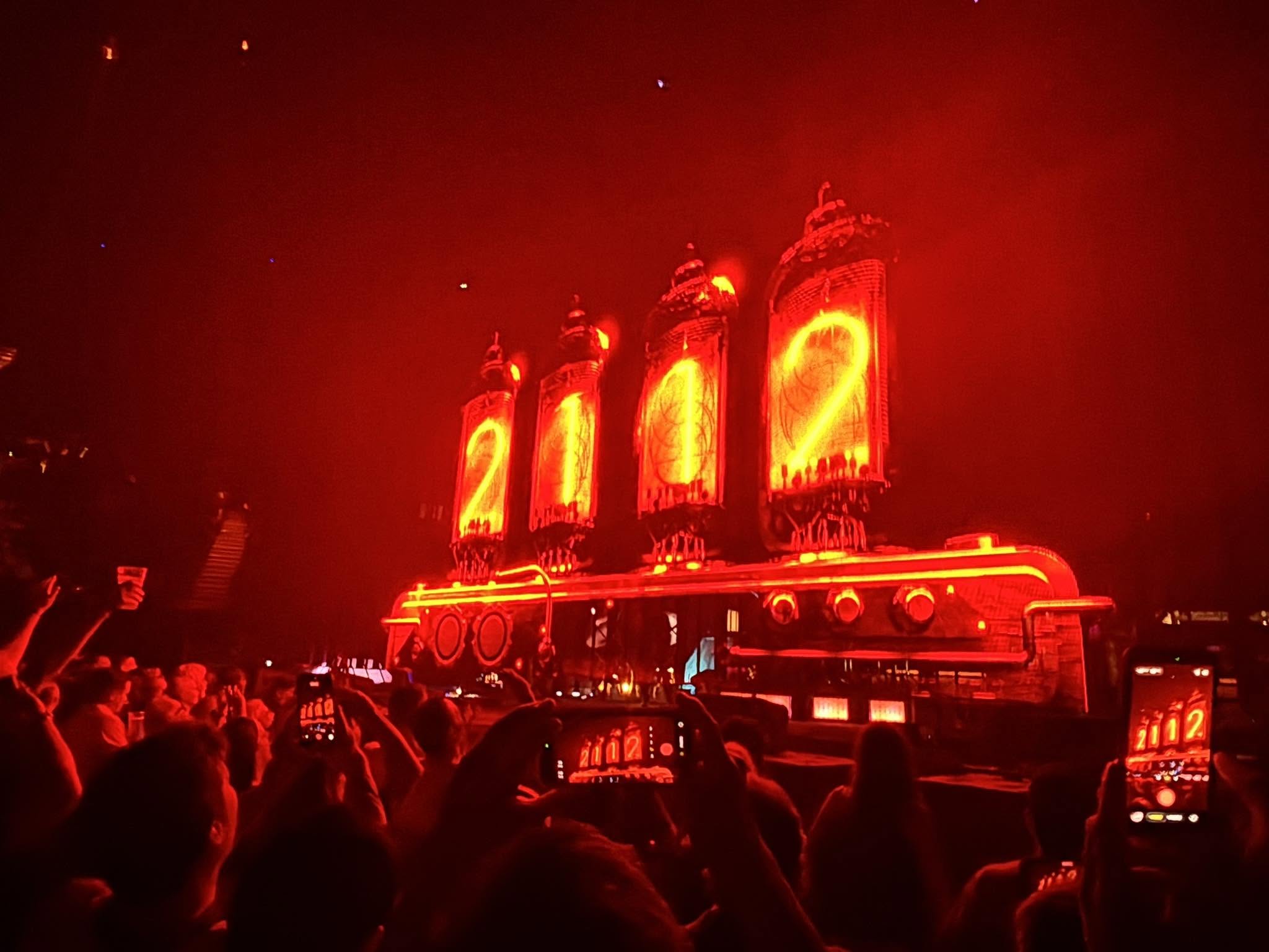 Rush 'Fifty Something' Tour Pictures - Kia Forum - Los Angeles, California - June 7th, 2026