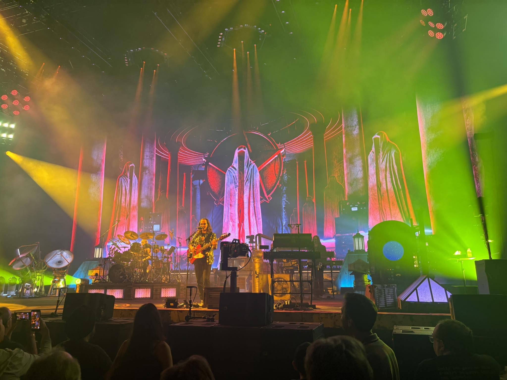 Rush 'Fifty Something' Tour Pictures - Kia Forum - Los Angeles, California - June 7th, 2026