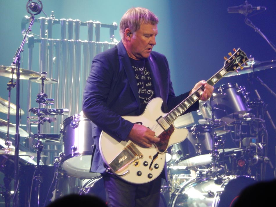 Rush 'R40 Live 40th Anniversary' Tour Pictures - Newark, NJ 06/27/2015