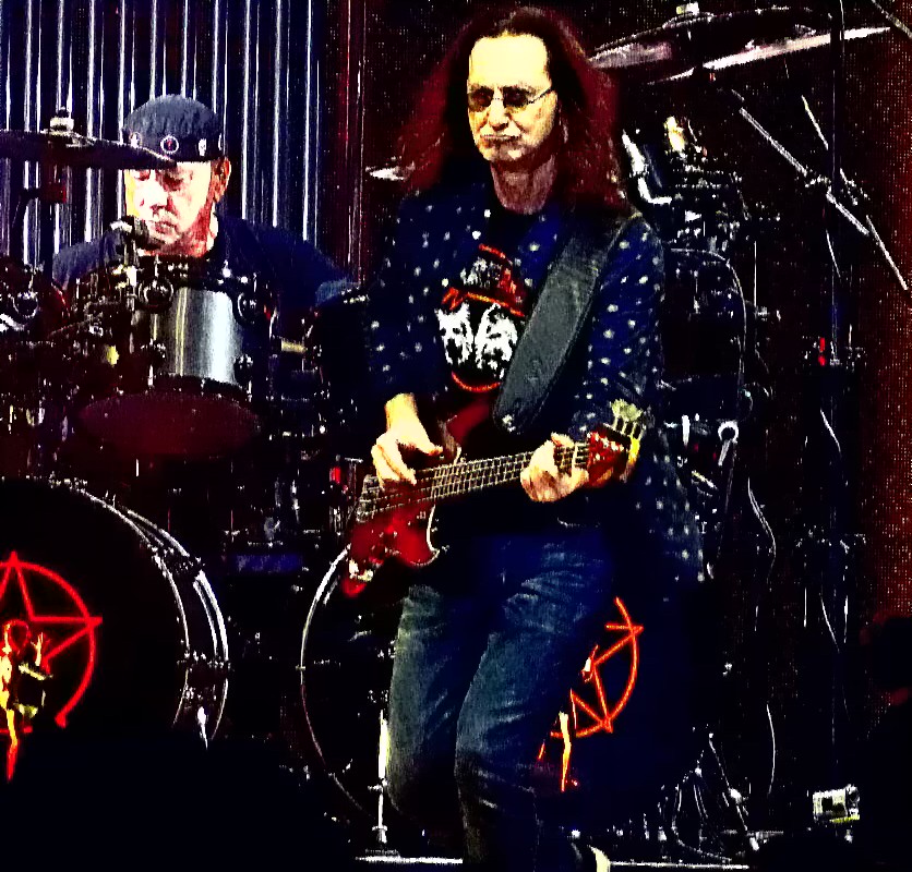 Rush 'R40 Live 40th Anniversary' Tour Pictures - Toronto, ON 06/19/2015