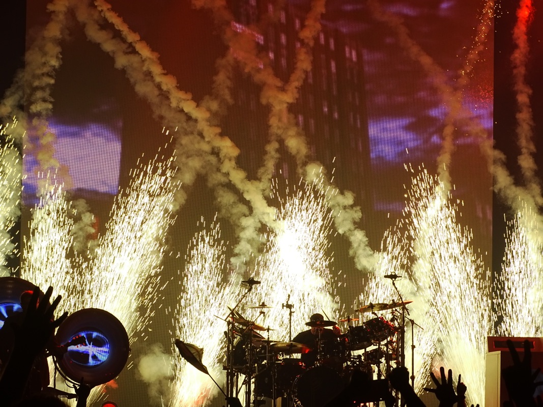 Rush 'R40 Live 40th Anniversary' Tour Pictures - Toronto, ON 06/19/2015