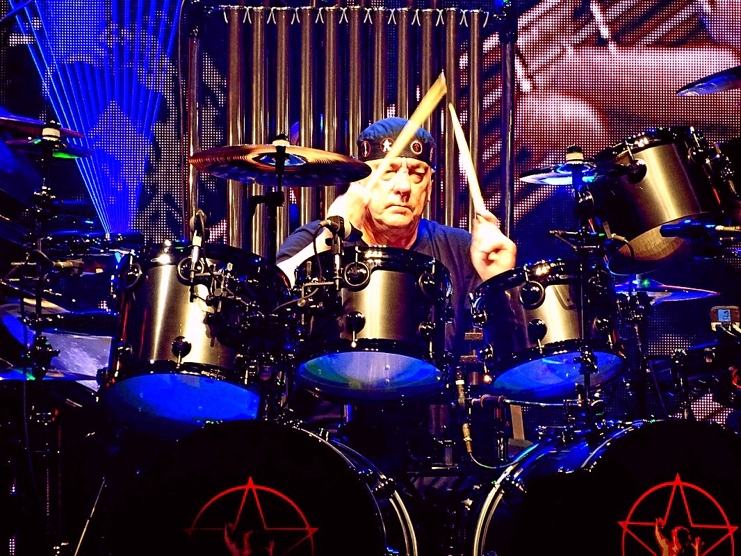 Rush 'R40 Live 40th Anniversary' Tour Pictures - Toronto, ON 06/19/2015