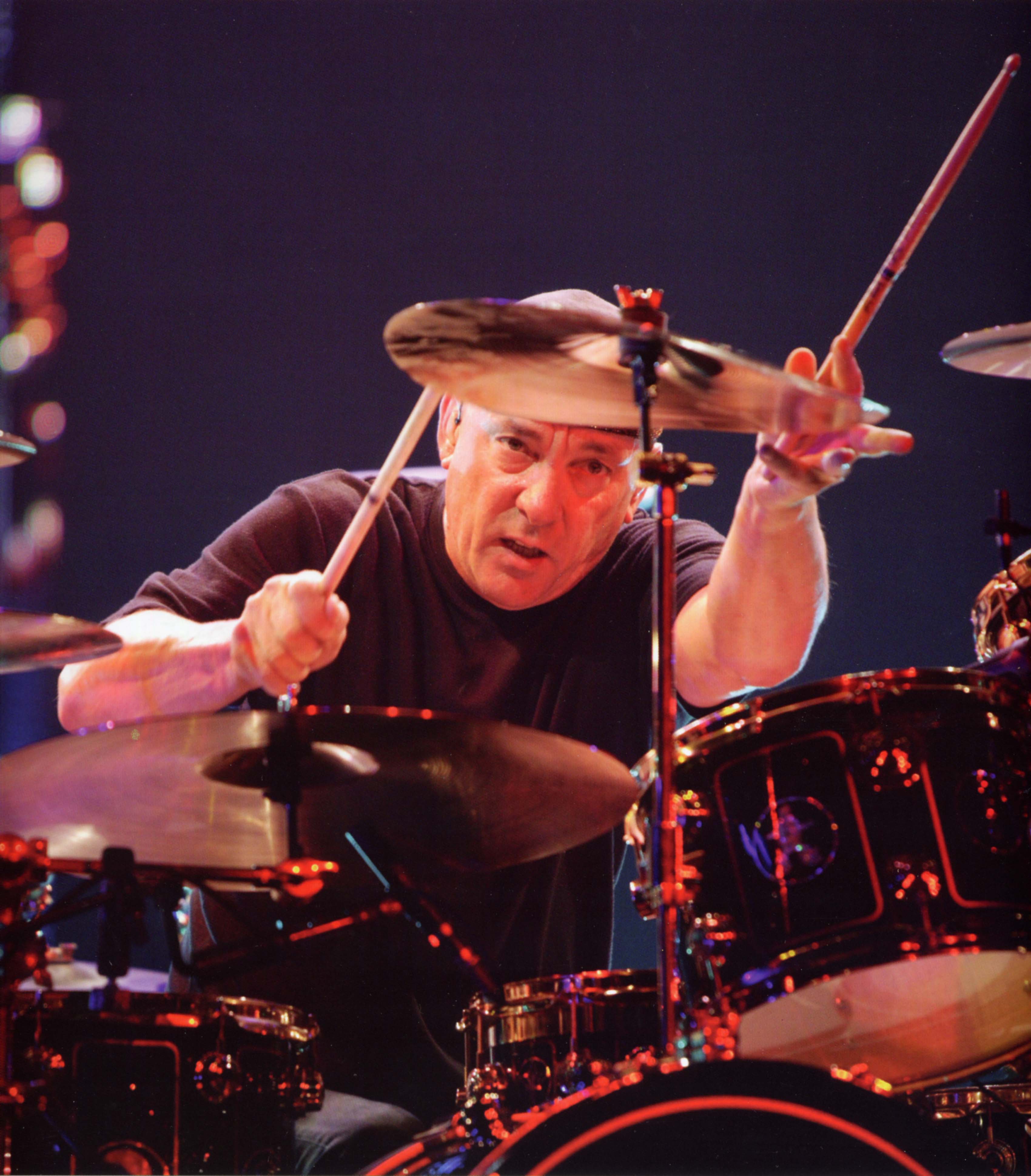 Музыка нилу. Барабанщик Rush. Neil Peart Drummer.